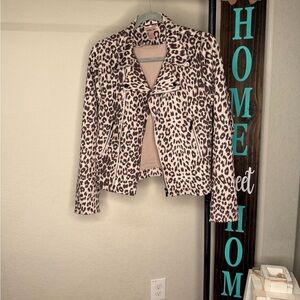 Stylish Leopard Print Utility Jacket